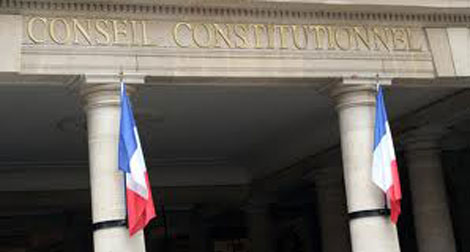 Le Conseil constitutionnel refuse la filiation française à des Algériens