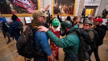 “نبي” الديمقراطية الكاذب