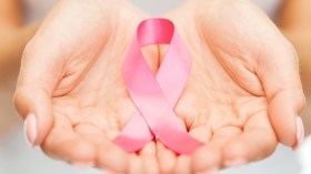 انطلاق حملة الشهر الوردي للتحسيس بمخاطر سرطان الثدي