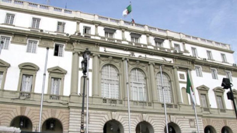 وفد عن الكونغرس الأمريكي يزور مجلس الأمة بالجزائر