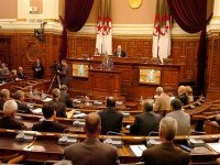 Les sénateurs saluent la loi sur le mouvement associatif