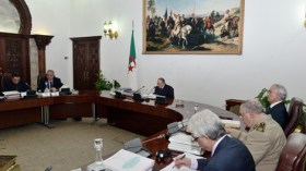 13 مليار دولار لوزارة الدفاع و6.95 مليار دولار للداخلية