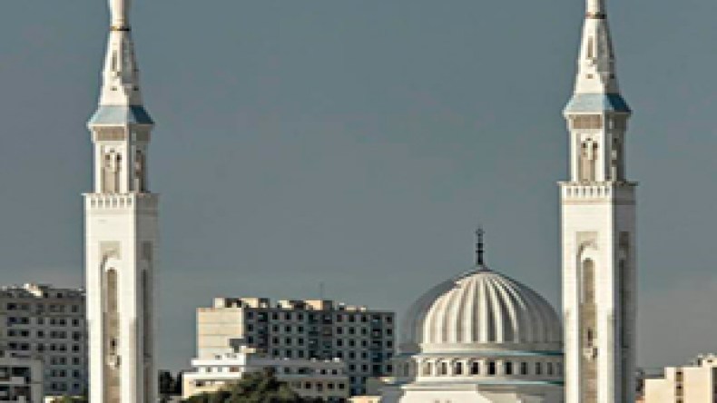 بوخلخال : لم  نجد  أساتذة  يدرسون  العبرية  والأمر  غير  مرتبط  بجنسية