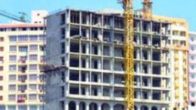 خبراء اقتصاديون يطالبون بإطلاق بنوك متخصصة في السكن والأشغال العمومية