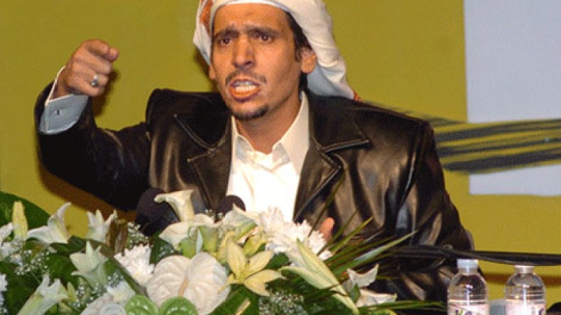 أنباء عن إطلاق أمير قطر الجديد سراح الشاعر “ابن الذيب”