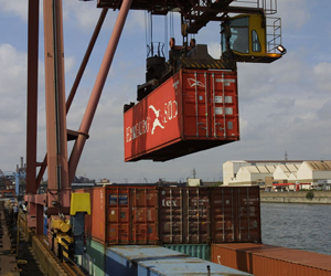 Foreign maritime conveyer companies working in Algeria dictate prices