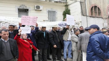 Education: les syndicats « contraints » de recourir à la grève
