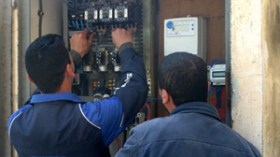 قراصنة الكهرباء ينهبون 1000 مليار..والزوالية يدفعون الثمن‬