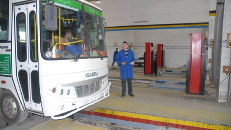 هنا تباع شهادات الموت بألف دينار!