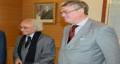 Algérie-France: signature d’un protocole d’accord de coopération entre le CNES et le CESE