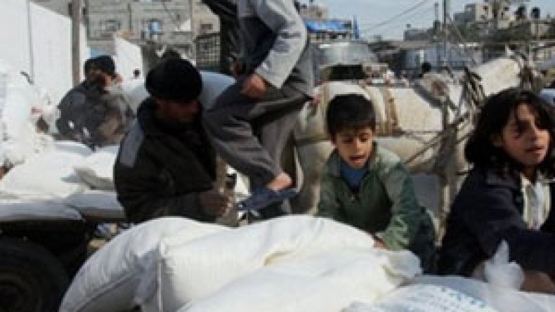 حركة الصليب والهلال الأحمر تدعو إلى فتح ممر في غزة “دون عراقيل”