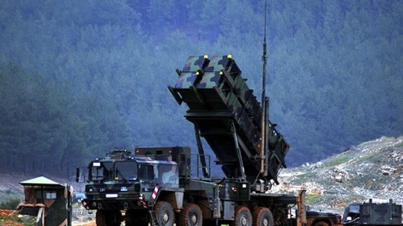 أول صواريخ باتريوت عملية عند حدود تركيا مع سوريا