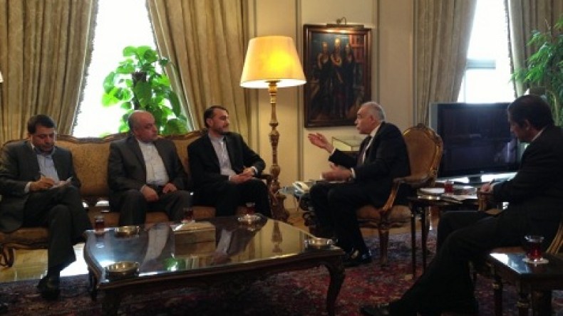 مصر تدعو إيران للمساهمة في وقف إراقة دماء السوريين