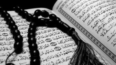 16 foreigners converted to Islam in Algeria