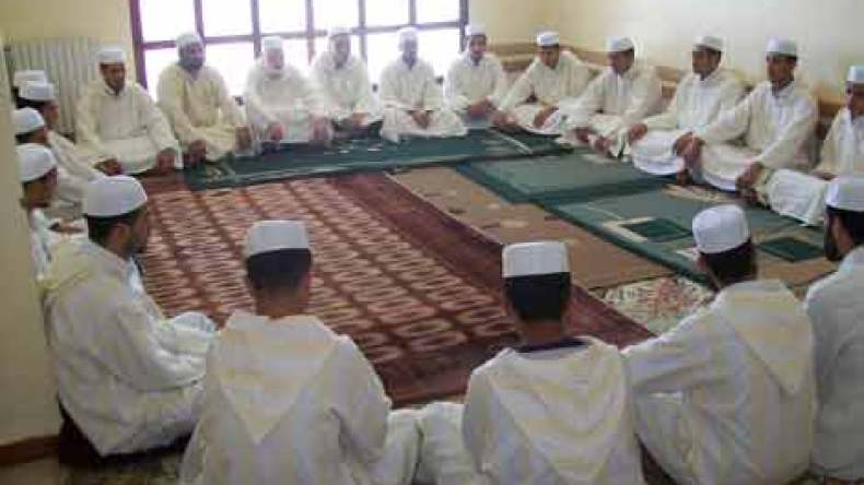 المساجد تمكن 160 ألف أمي من تعلم القراءة والكتابة
