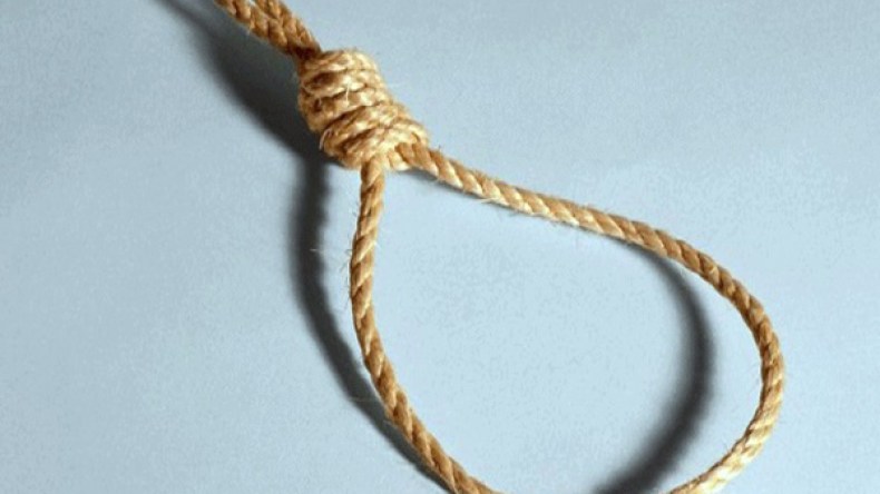 في بيتنا مجرم!