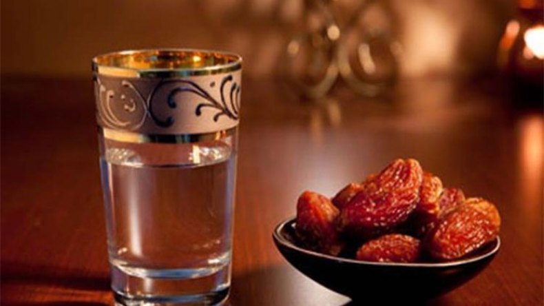 كورونا تضطر مئات الجزائريين إلى قضاء دين الصيام