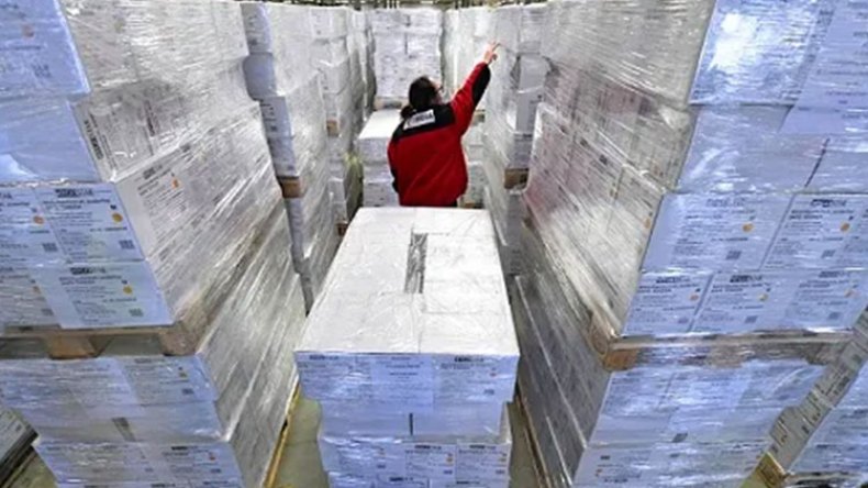 الجزائر تستلم أول شحنة معدات طبية أرسلتها مبادرة “من أجل الجزائر”