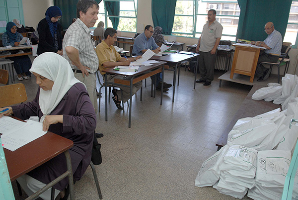 Baccalaureate Correction Centers Virtually Devoid of Teachers