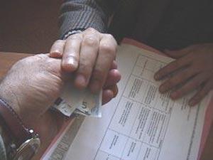 1,100 lawsuits against bank employees in Algeria