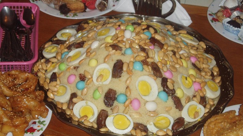 الاحتفال بالمولد بين الإفراط والتفريط