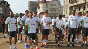 حصة استرخاء لـ “محاربي الصحراء” بمدينة كوتونو