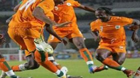 الكاف تحذّر الحارس باري