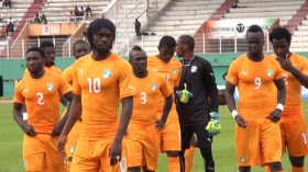 الفيلة الإفوارية يتدربون في غياب ثلاثة أساسيين