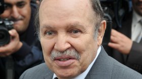 Bouteflika a signé la décision en avril dernier du mouvement dans le corps diplomatique : 40ambassadeurs et consuls concernés.