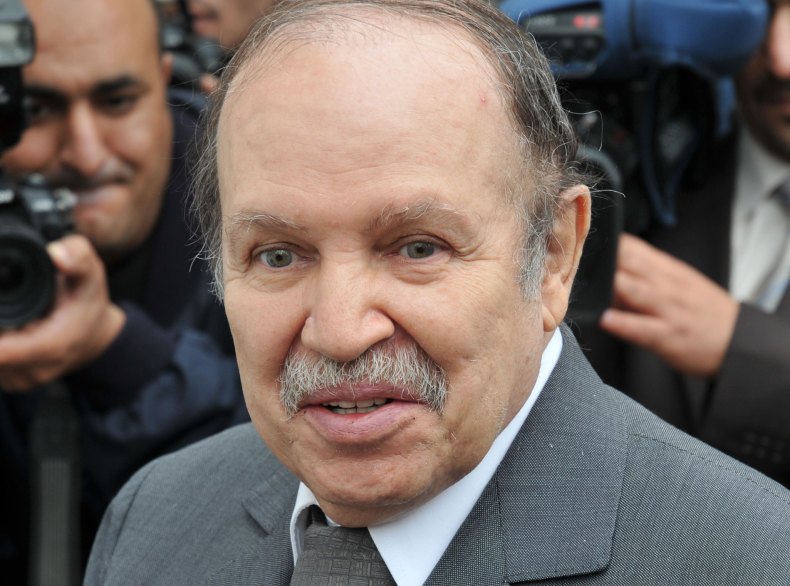 Bouteflika a signé la décision en avril dernier du mouvement dans le corps diplomatique : 40ambassadeurs et consuls concernés.