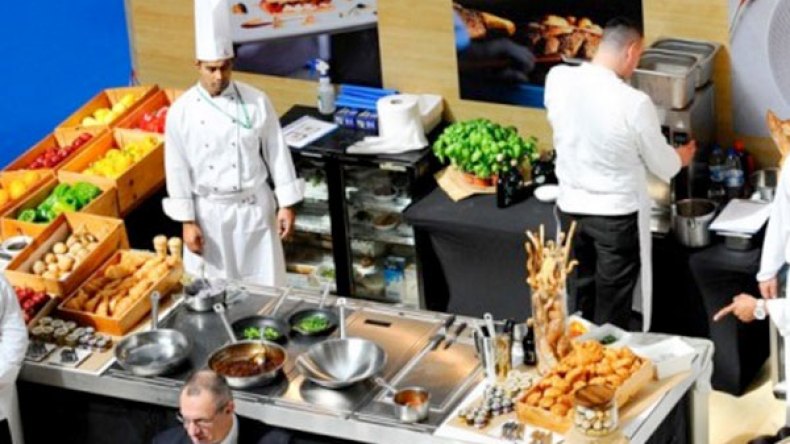 16 فريق طبخ يتسابقون في الطبعة الثانية لصالون الصناعات الغذائية