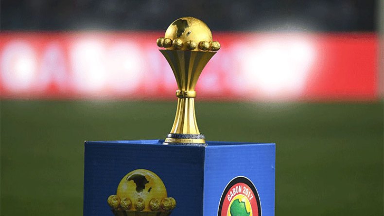 إما استئناف التصفيات في سبتمبر أو تأجيل “الكان”