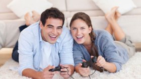 نصائح لإبقاء زوجك في البيت أثناء العطلة