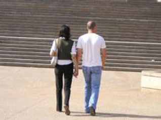 Half of Algerian young people exclude marriage from their plans