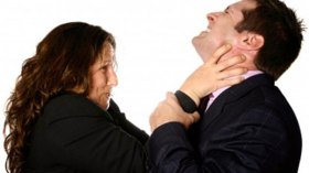 مزاح يؤدي إلى قتل زوج مصري على يد زوجته