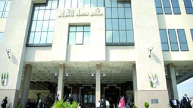 Trois ans de prison ferme contre l’ex secrétaire général de la Cour d’Alger
