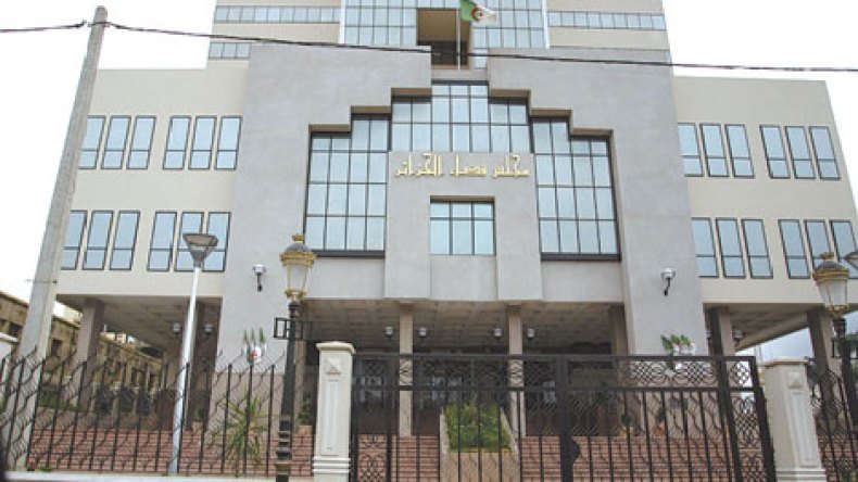 محكمة الجنايات بالعاصمة تؤجل النظر في ملف “الكفيف مفجر نواة الجيا”