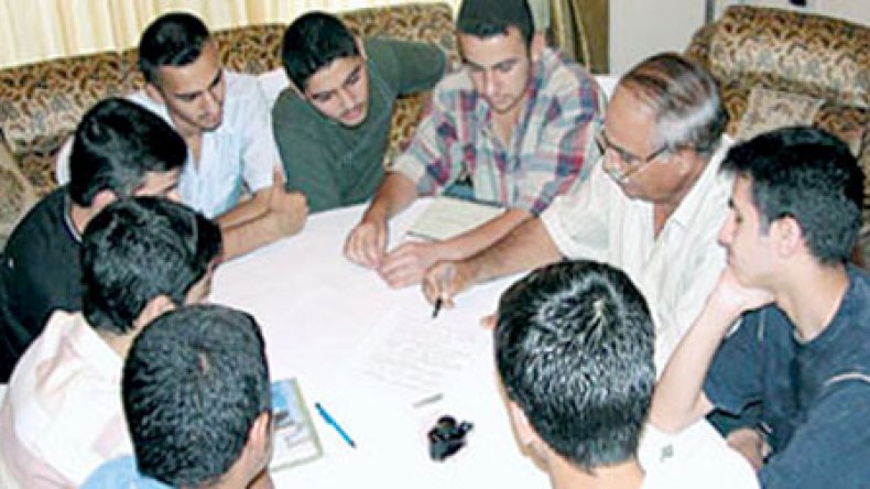 تلاميذ يلاحقون أساتذة “الوصفات السحرية” لضمان النجاح في البكالوريا