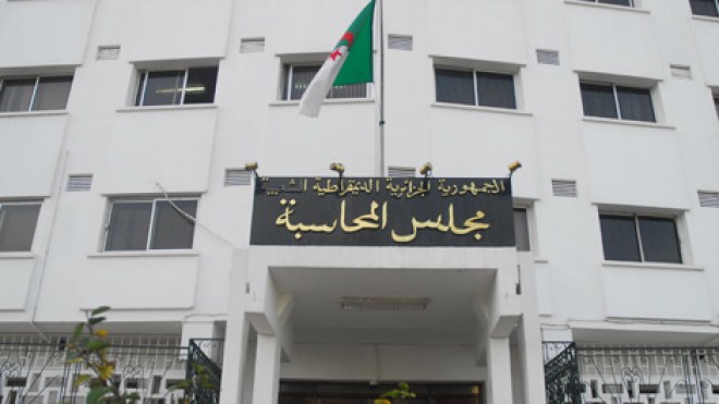 الجزائر خسرت 8 آلاف مليار دينار خلال سنة بسبب عدم دفع الضرائب