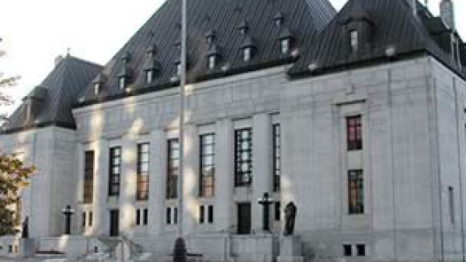 جزائريون حوّلوا دور حضانة لتزوير الوثائق بكندا