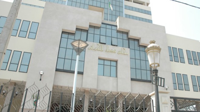 “الحاشية” بدّدت 10 ملايير من سونلغاز على رحلات استجمام بالخارج!