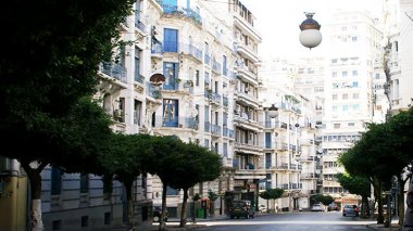 Adaptation des horaires de confinement de 20h00 à 05h00 pour 29 wilayas du pays