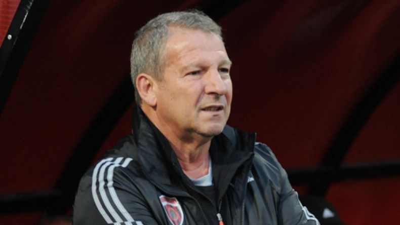 المدرب السابق لـ “سوسطارة” يتعاقد مع مونبيلييه