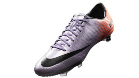 الكشف عن حذاء رونالدو في “كلاسيكو” الكرة الأرضية