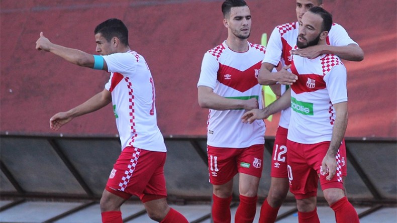 الإدارة متمسـكة بحلم البقـاء