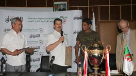 الحديث عن الفريق الوطني  يخيم على احتفالية الشروق