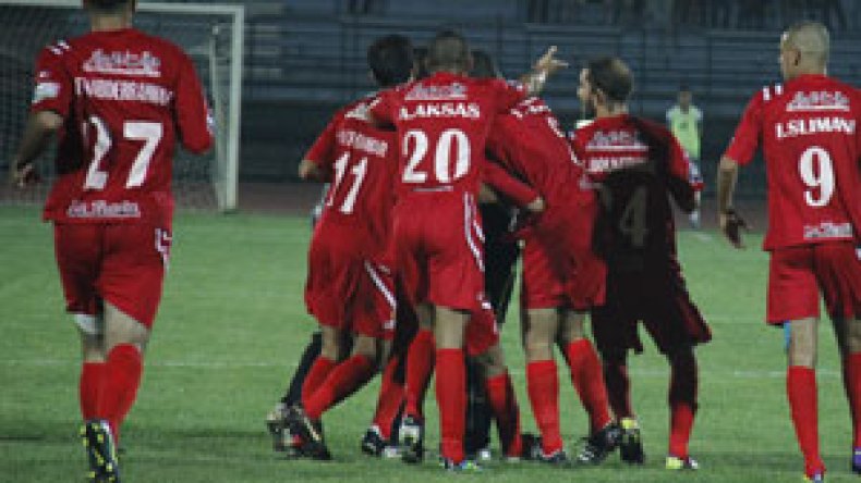 الشباب‭ ‬يطمح‭ ‬لفوز‭ ‬جديد‭ ‬واللاعبون‭ ‬يطالبون‭ ‬بمستحقاتهم