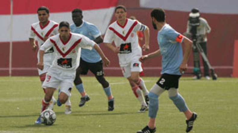 الشباب يتأهل دون عناء