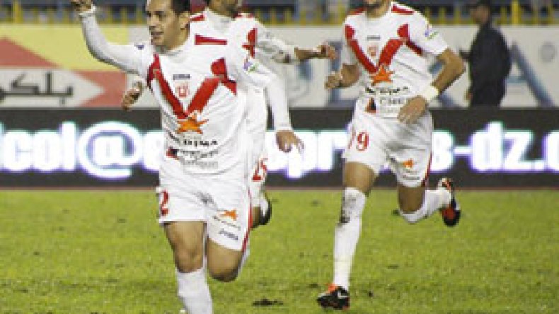 اتحاد‭ ‬الجزائر‭ ‬يؤكد‭ ‬عدم‭ ‬تلقيه‭ ‬عرضا‭ ‬من‭ ‬بلوزداد‭ ‬بخصوص‭ ‬حميتي‭ ‬