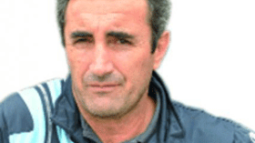 مناد‭: ‬‮”‬عمرون‭ ‬أحسن‭ ‬من‭ ‬دين‭ ‬شريف‭ ‬وطلبت‭ ‬التعاقد‭ ‬مع‭ ‬حمزاوي‮”‬‭ ‬